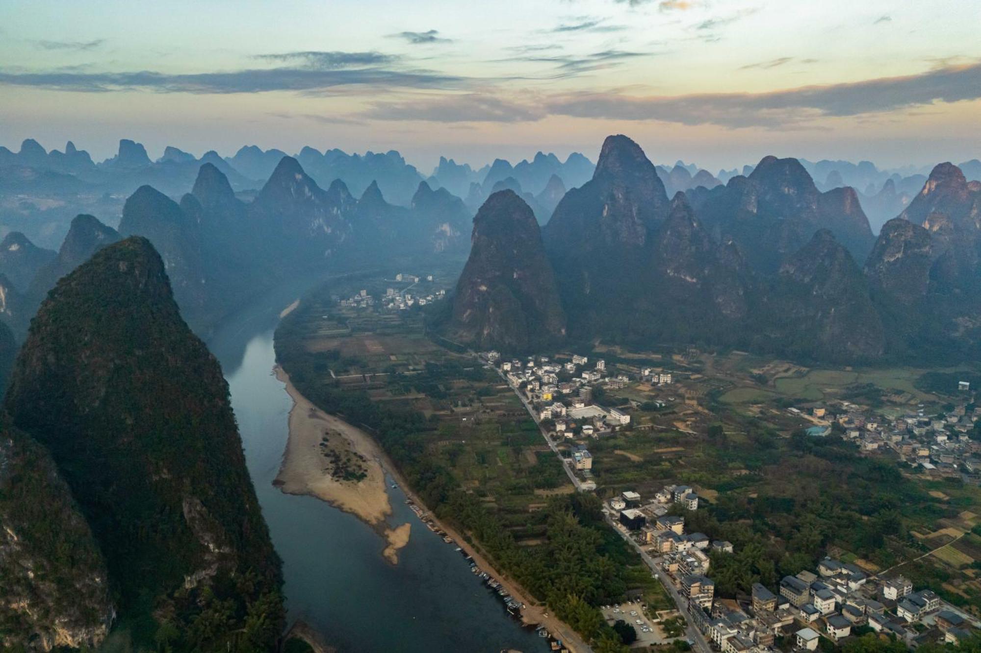 Guilin Village Creek Inn-Free Private Car Pick Up Station Stay 3 Nights Exterior foto